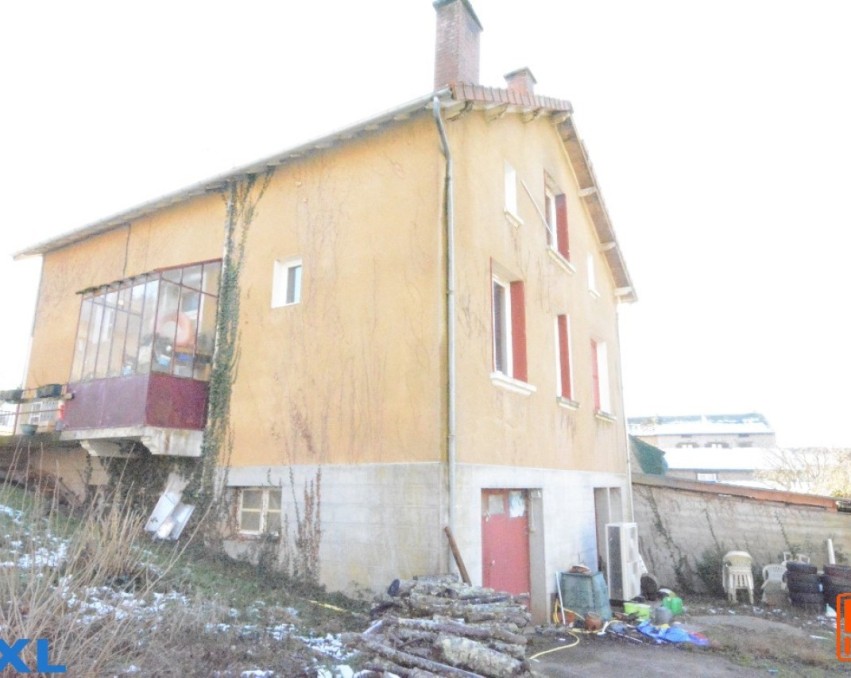 Charming Stone House – 150 m² Living Space with Large Garden