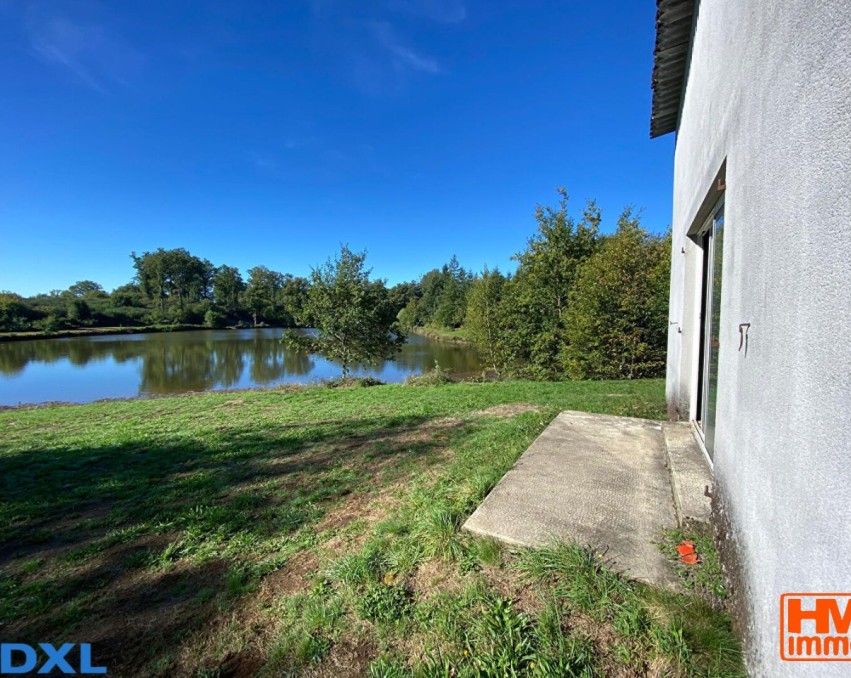 13 Hectares with Two Licensed Lakes and Building Permit!