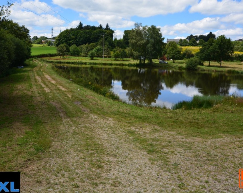 Fishing lake on a beautifull 29.180m2 land